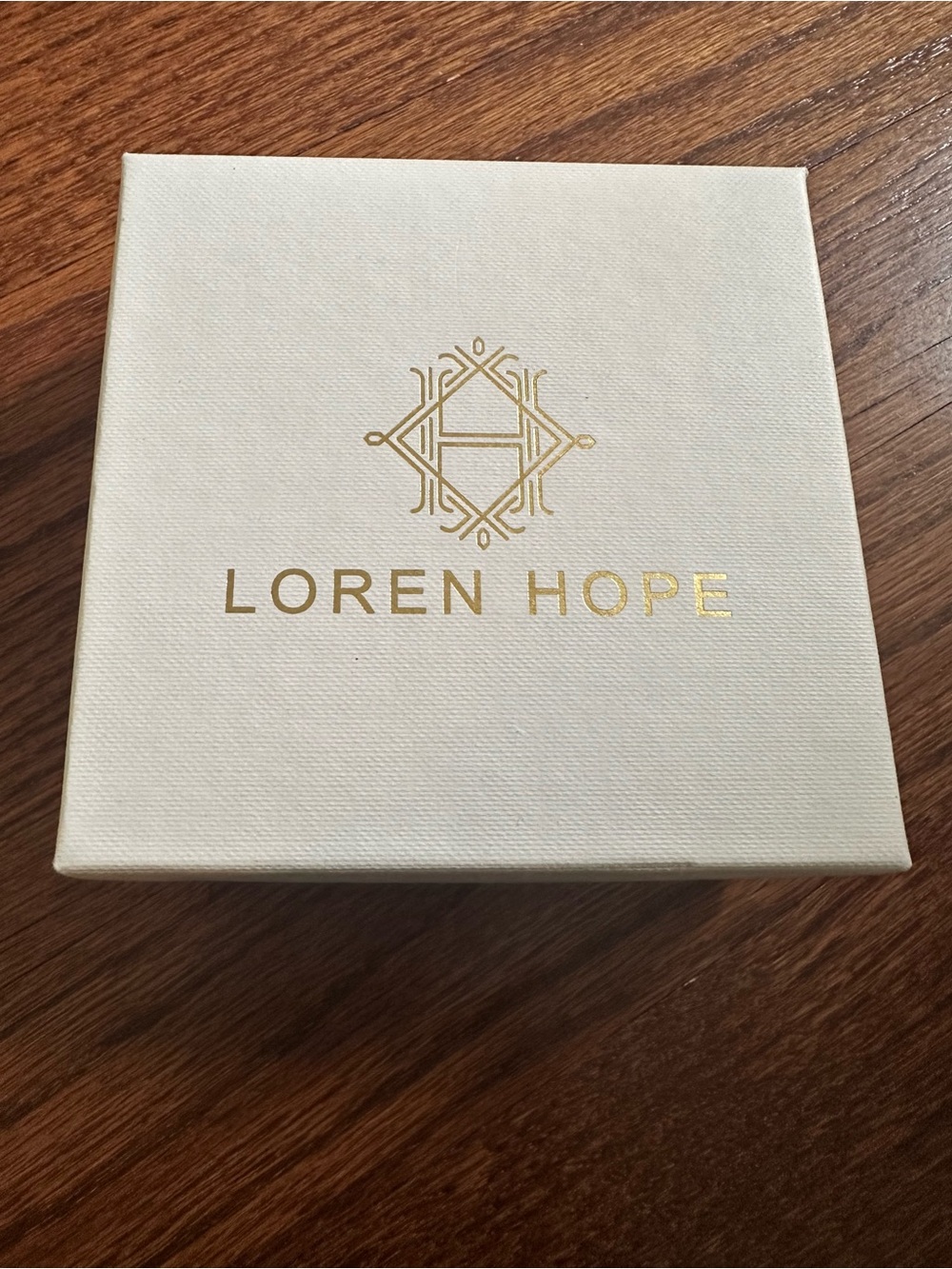 New EMPTY Loren Hope Cream Jewelry Box with Gold Emblem & Floral Interior